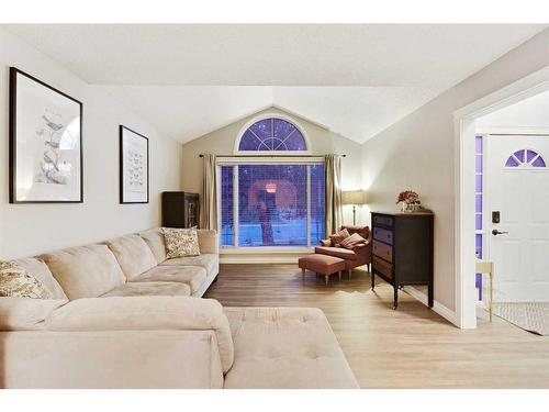 99 Mt Robson Circle Se, Calgary, AB - Indoor Photo Showing Living Room