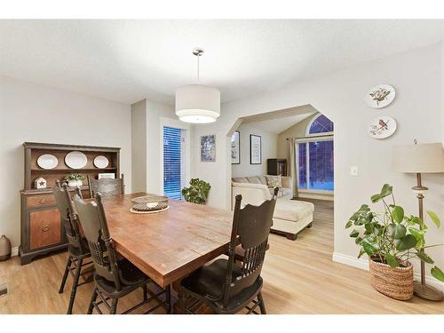 99 Mt Robson Circle Se, Calgary, AB - Indoor Photo Showing Dining Room