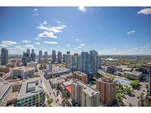 2605-310 12 Avenue Sw, Calgary, AB - Outdoor With View