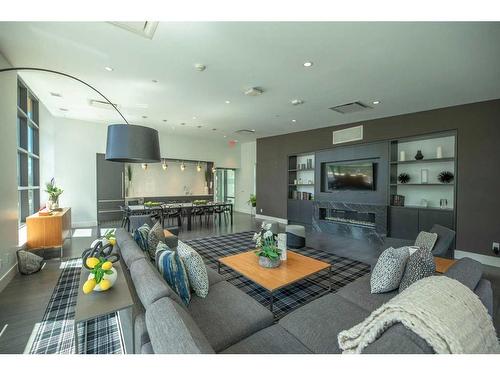 2605-310 12 Avenue Sw, Calgary, AB - Indoor Photo Showing Living Room