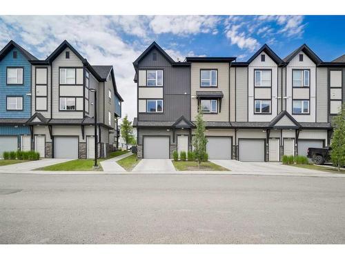 884 Belmont Drive Sw, Calgary, AB - Outdoor With Facade