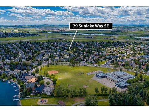79 Sunlake Way Se, Calgary, AB 