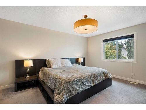 23 Brightoncrest Common Se, Calgary, AB - Indoor Photo Showing Bedroom