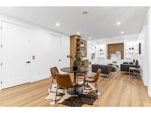 419 Patterson Boulevard Sw, Calgary, AB - Indoor Photo Showing Dining Room