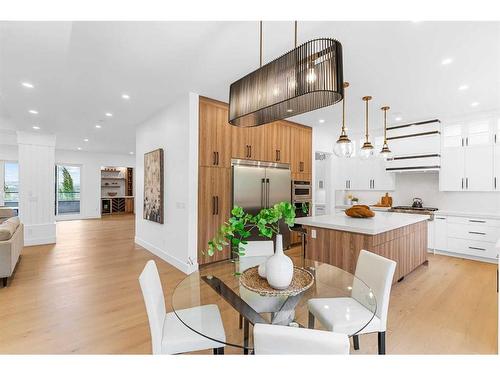 419 Patterson Boulevard Sw, Calgary, AB - Indoor Photo Showing Dining Room