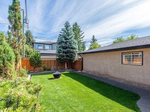 2632 31 Street Sw, Calgary, AB - Outdoor