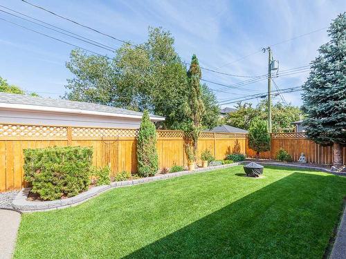 2632 31 Street Sw, Calgary, AB - Outdoor With Backyard