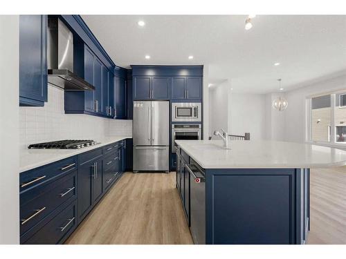 270 Carringham Road Nw, Calgary, AB - Indoor Photo Showing Kitchen With Stainless Steel Kitchen With Upgraded Kitchen