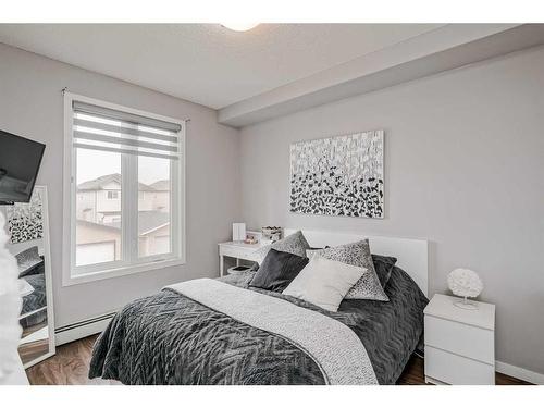 1214-1140 Taradale Drive Ne, Calgary, AB - Indoor Photo Showing Bedroom