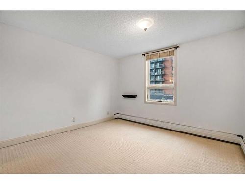 204-733 14 Avenue Sw, Calgary, AB - Indoor Photo Showing Other Room