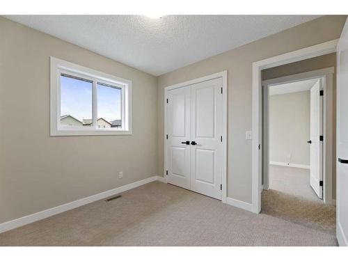 27 Saddlebrook Gardens Ne, Calgary, AB - Indoor Photo Showing Other Room