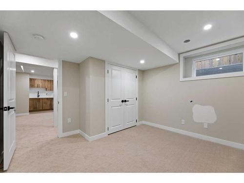 27 Saddlebrook Gardens Ne, Calgary, AB - Indoor