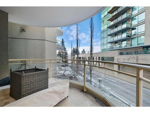 210-804 3 Avenue Sw, Calgary, AB - Outdoor With Exterior