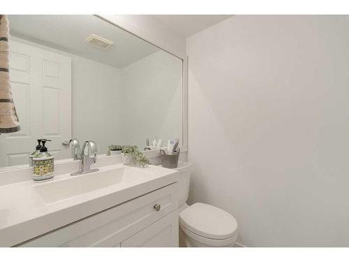 119-260 Shawville Way Se, Calgary, AB - Indoor Photo Showing Bathroom