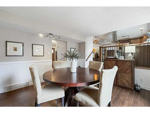 687 Cedarille Way Sw, Calgary, AB - Indoor Photo Showing Dining Room