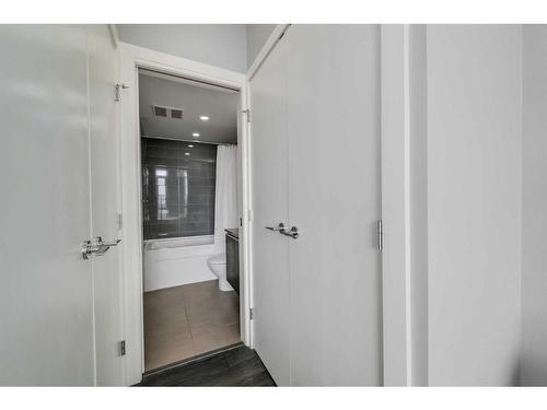 3509-1122 3 Street Se, Calgary, AB - Indoor Photo Showing Other Room