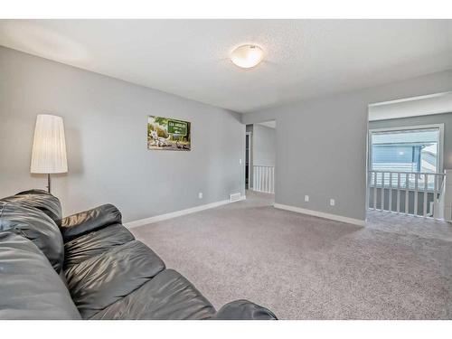 108 Masters Court Se, Calgary, AB - Indoor