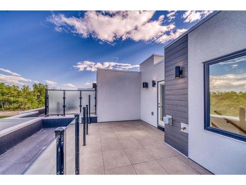 2301 13 Street Nw, Calgary, AB - Outdoor With Exterior