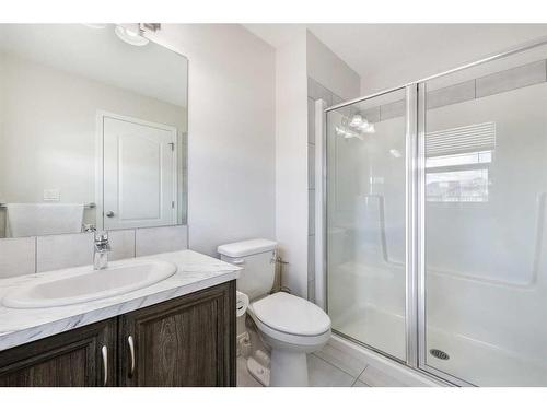 45 Legacy Glen Street Se, Calgary, AB - Indoor Photo Showing Bathroom