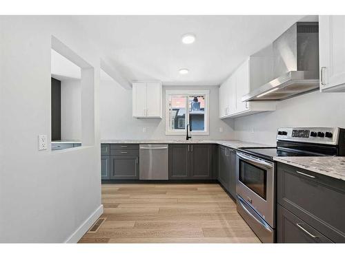 2217 23 Street Sw, Calgary, AB - Indoor Photo Showing Kitchen With Stainless Steel Kitchen With Upgraded Kitchen