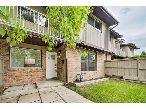 114-1055 72 Avenue Nw, Calgary, AB - Outdoor With Exterior