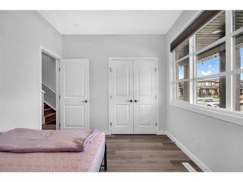 24 Legacy Glen Link Se, Calgary, AB - Indoor Photo Showing Bedroom