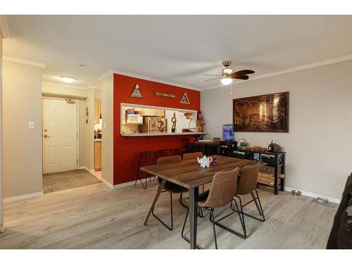 312-9800 Horton Road Sw, Calgary, AB - Indoor Photo Showing Dining Room