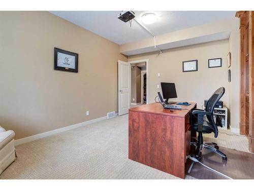 79 Lynx Meadows Drive Nw, Calgary, AB - Indoor Photo Showing Office