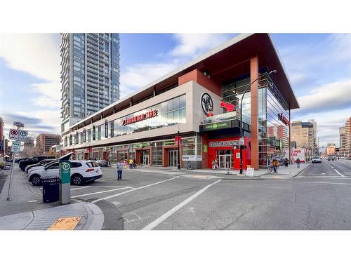 405-1215 Cameron Avenue Sw, Calgary, AB - Outdoor