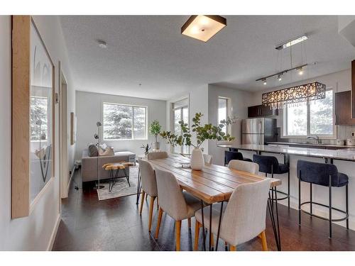 247-2727 28 Avenue Se, Calgary, AB - Indoor Photo Showing Dining Room