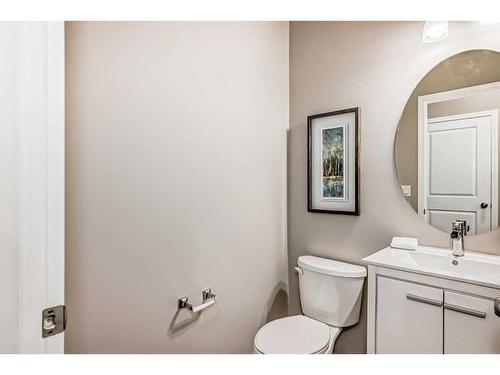 285 Skyview Ranch Boulevard Ne, Calgary, AB - Indoor Photo Showing Bathroom
