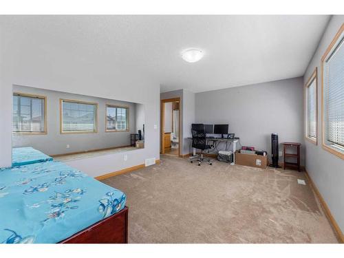 35 Saddleland Drive Ne, Calgary, AB - Indoor Photo Showing Bedroom