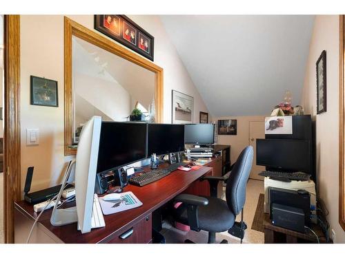 30306 Woodland Heights, Rural Rocky View County, AB - Indoor Photo Showing Office