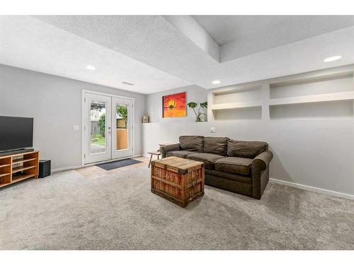 372 Whitlock Way Ne, Calgary, AB - Indoor