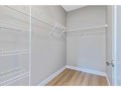339 Hendon Drive Nw, Calgary, AB - Indoor With Storage