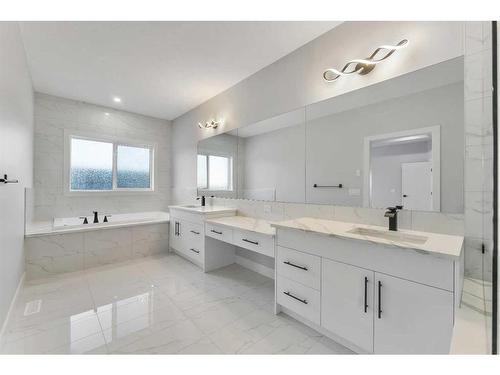 208 Waterford Heath, Chestermere, AB - Indoor Photo Showing Bathroom