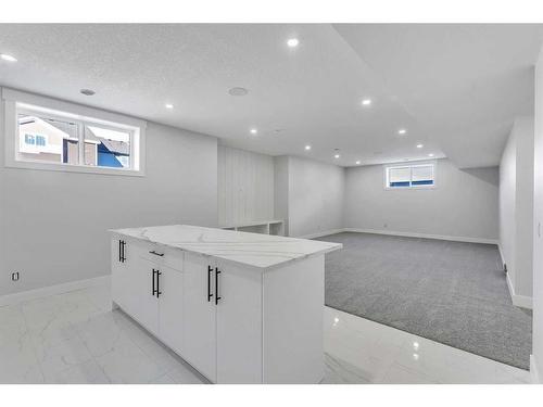 208 Waterford Heath, Chestermere, AB - Indoor