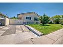 6136 Beaver Dam Way Ne, Calgary, AB  - Indoor Photo Showing Living Room 