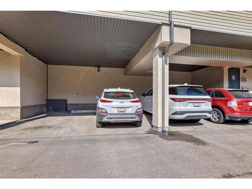 1015-1540 29St Street Nw, Calgary, AB - Outdoor With Exterior
