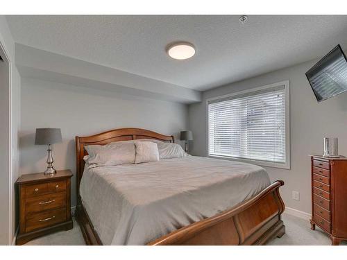 1309-450 Kincora Glen Road Nw, Calgary, AB - Indoor Photo Showing Bedroom
