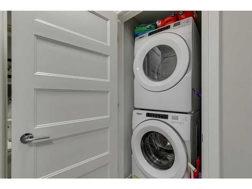 1309-450 Kincora Glen Road Nw, Calgary, AB - Indoor Photo Showing Laundry Room