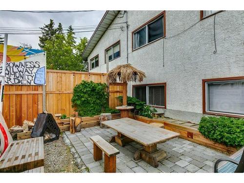 7916 47 Avenue Nw, Calgary, AB - Outdoor With Deck Patio Veranda