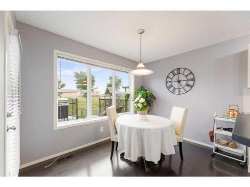 192 Copperfield Common Se, Calgary, AB - Indoor Photo Showing Dining Room