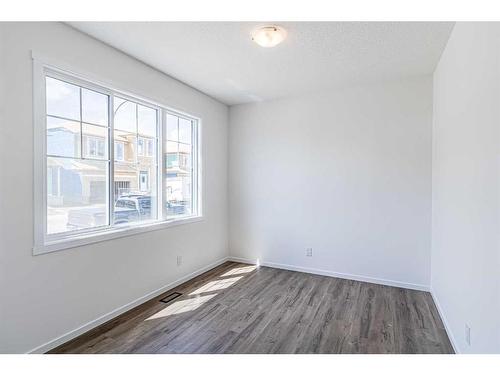 127 Carringford Road Nw, Calgary, AB - Indoor Photo Showing Kitchen With Double Sink With Upgraded Kitchen