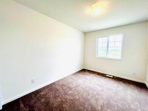 127 Carringford Road Nw, Calgary, AB - Indoor Photo Showing Bathroom