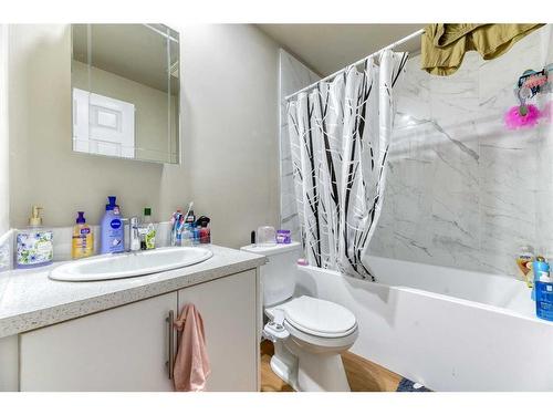 31 Taralea Crescent Ne, Calgary, AB - Indoor Photo Showing Bathroom
