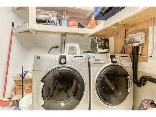 31 Taralea Crescent Ne, Calgary, AB - Indoor Photo Showing Laundry Room