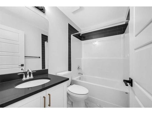 21 Amblefield Passage Nw, Calgary, AB - Indoor Photo Showing Bathroom