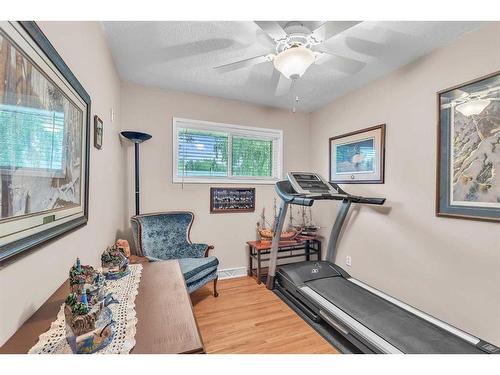 48 Armstrong Crescent Se, Calgary, AB - Indoor Photo Showing Gym Room