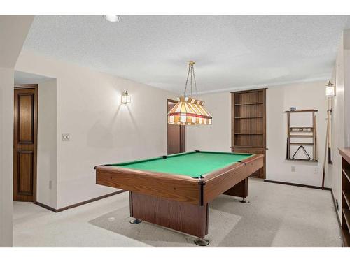 3339 Palliser Drive Sw, Calgary, AB - Indoor Photo Showing Other Room
